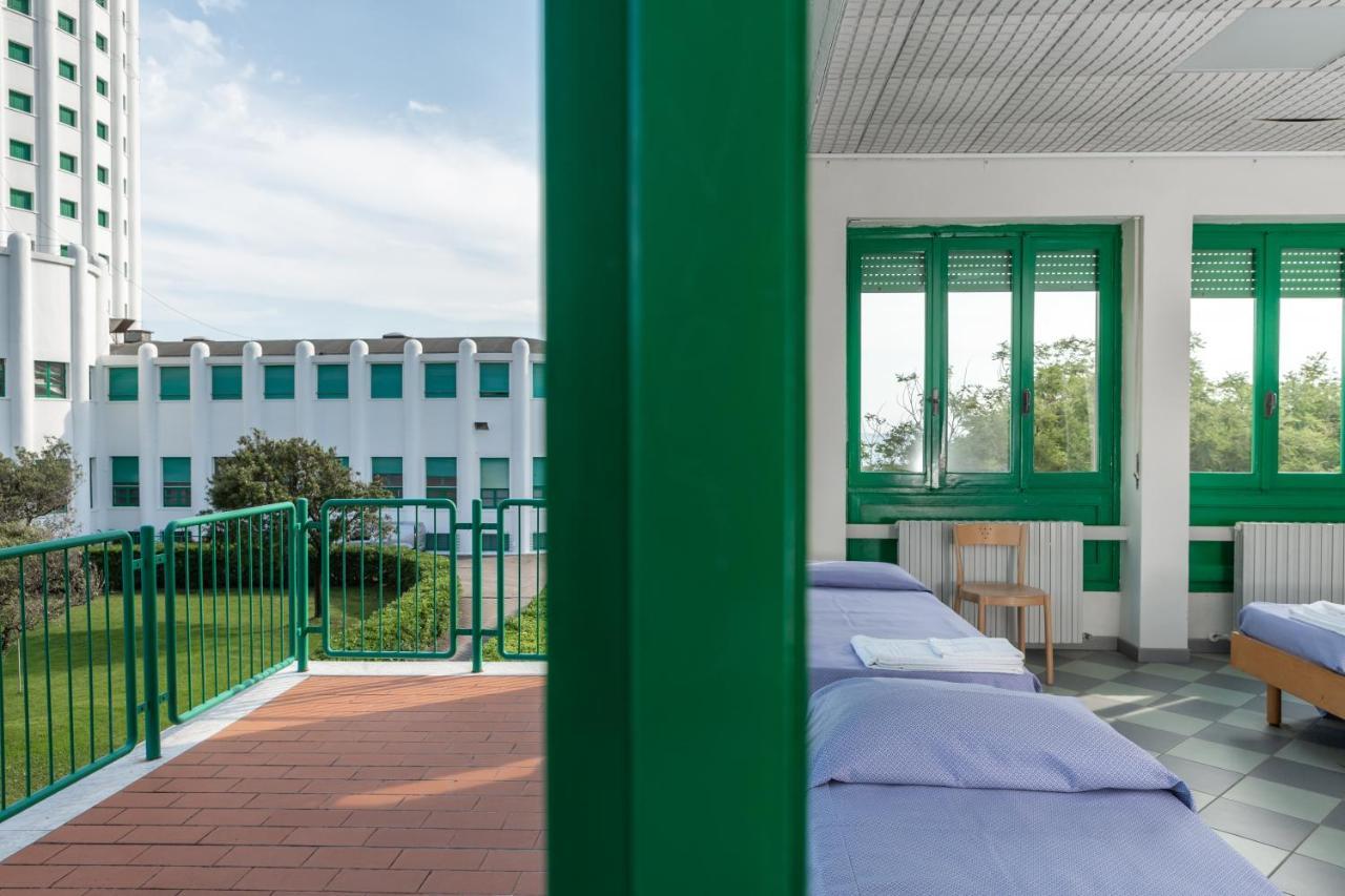 Villaggio Torre Marina Marina di Massa Extérieur photo